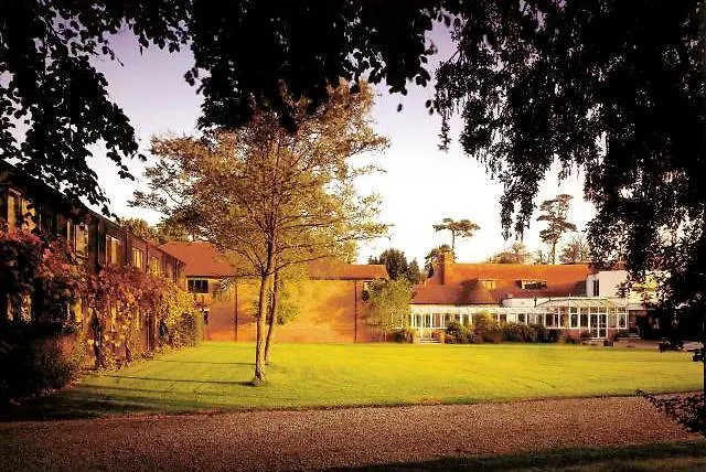 Redwood Hotel Long Ashton 4*,
